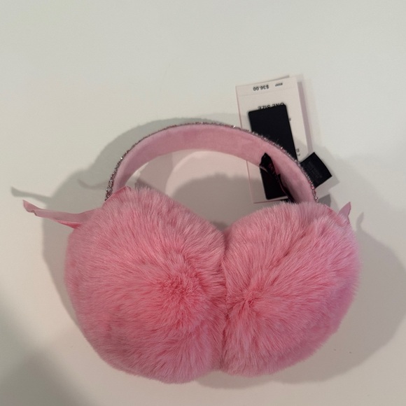 Betsey Johnson earmuffs new - Picture 2 of 6